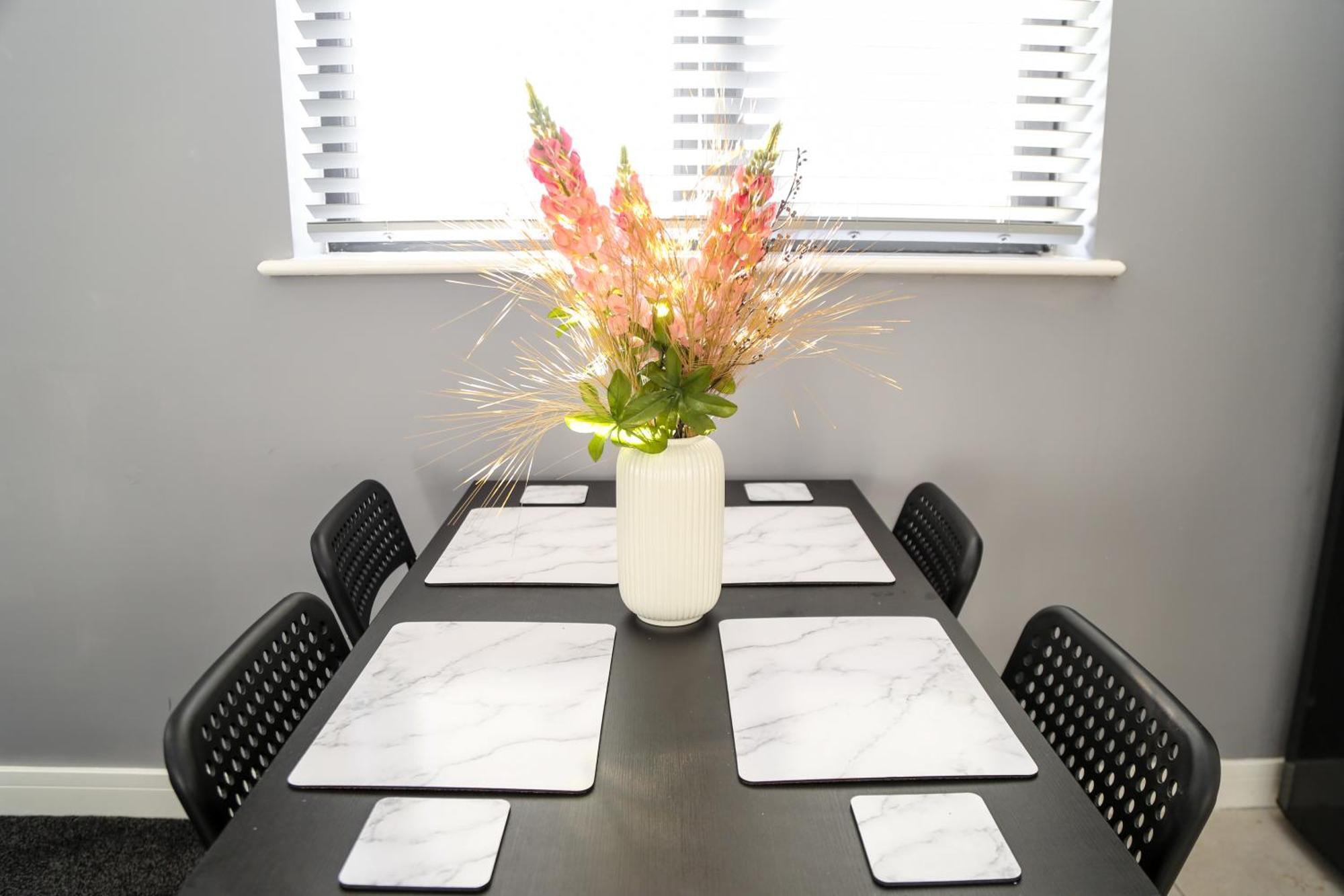 Appartement Luxurious & Lavish Salford Quays Free Parking à Manchester Extérieur photo
