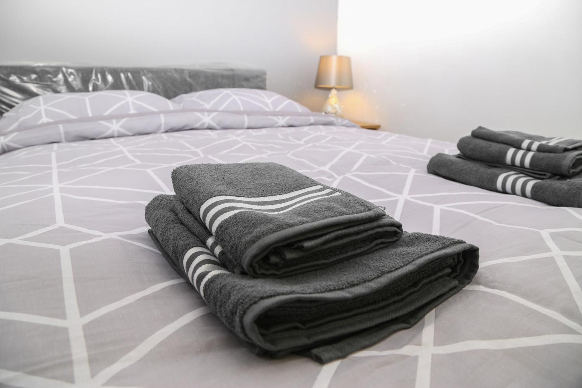 Appartement Luxurious & Lavish Salford Quays Free Parking à Manchester Extérieur photo